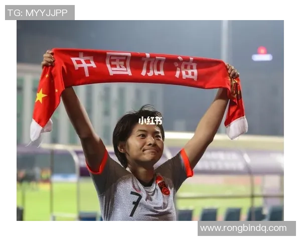 中国女足球星盘点:从王霜到李佳悦,逐梦绿茵场的巾帼英雄们 中国女足球星盘点:从王霜到李佳悦,逐梦绿茵场的巾帼英雄们
