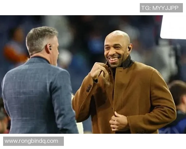 足球明星背后的家庭故事:成就、挑战与亲情的完美交织 足球明星背后的家庭故事:成就、挑战与亲情的完美交织