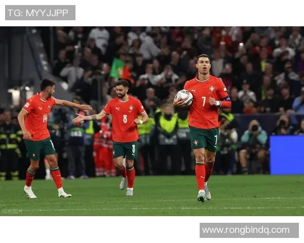 C罗与世界足球巨星的精彩瞬间高清合集 C罗与世界足球巨星的精彩瞬间高清合集