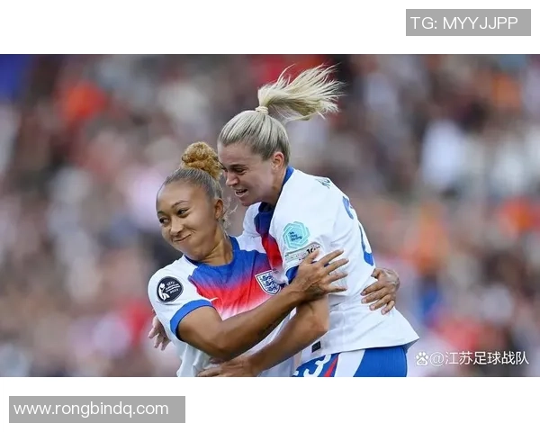 女足球星遭网络恶评视频曝光引发热议争议声浪四起